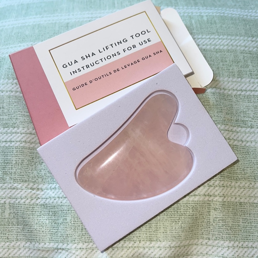 NIB Gua Sha rose quart lymph Lifting Massage Tool